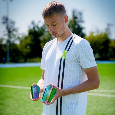 3. Proskary Chameleon Soccer Shin Guards