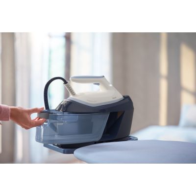 18. Philips 6000 series PerfectCare PSG6026/20 steam generator