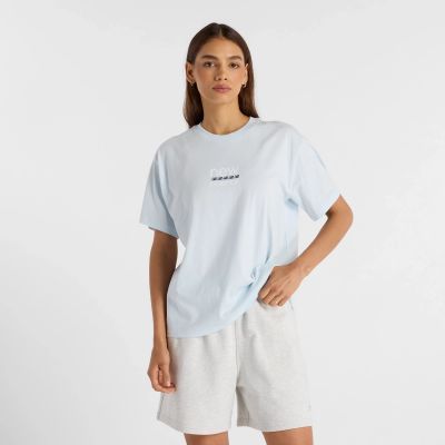 11. New Balance Sport Relaxed Graphic T-SH IB W WT51541IB