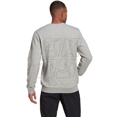 4. Adidas Essentials Sweatshirt M GK9077