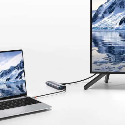 18. Baseus Metal Gleam Series multifunctional USB HUB 7in1 Type C HDMI TF PD card reader gray (WKWG020113)