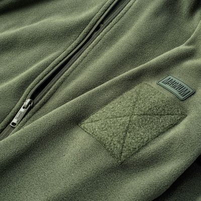 11. Magnum Essential Fleece Sweatshirt M 92800082690