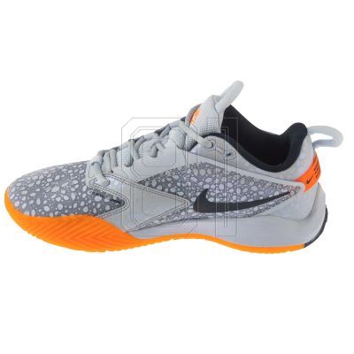 2. Nike Zoom Hyperace 3 SE HF3239-900 White 36.5