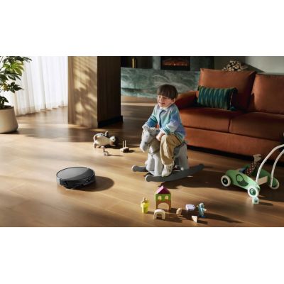10. Roborock Saros 20 Complete Black Robot Vacuum Cleaner