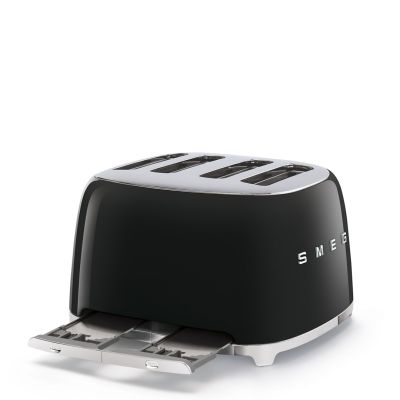 4. SMEG TSF03BLEU toaster black