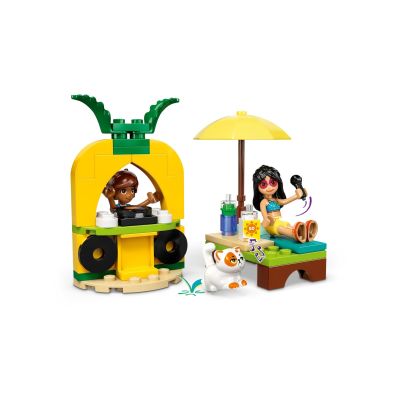 5. LEGO Friends 42658 Unicorn and Flamingo Pool Party