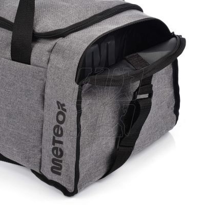 3. Meteor Odyn 16897 fitness bag