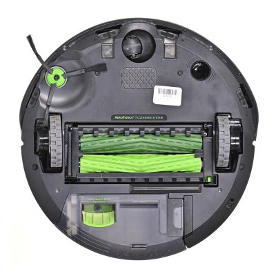 7. iRobot Roomba i3+ (i3544) Robot Vacuum Cleaner (OUTLET)