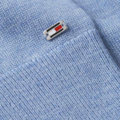 4. TOMMY HILFIGER WOMEN'S MERINO V-NK SWEATER