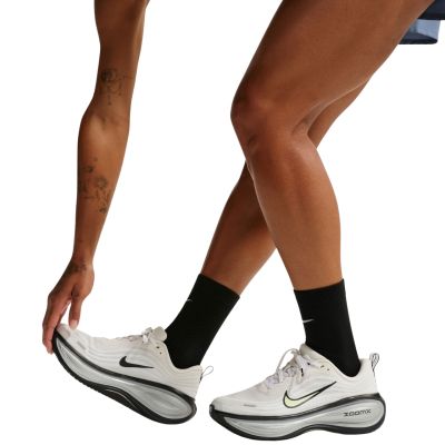 6. Nike Vapor Fast Football Socks, Black, IZ2675 010