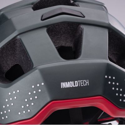 9. Radvik slag helmet 92800354335