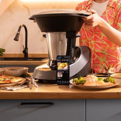 4. Cecotec 04341 Food Processor 1600 W 3.3 L Black, Stainless Steel Built-in Scales