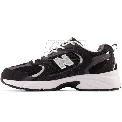 9. New Balance MR530CC shoes