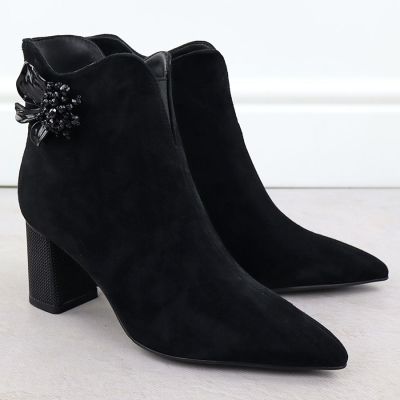3. Women's leather ankle boots with a decorative heel S.Barski 52-686