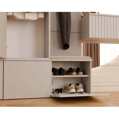 14. HAGUE WARDROBE 1SZ CASHMERE