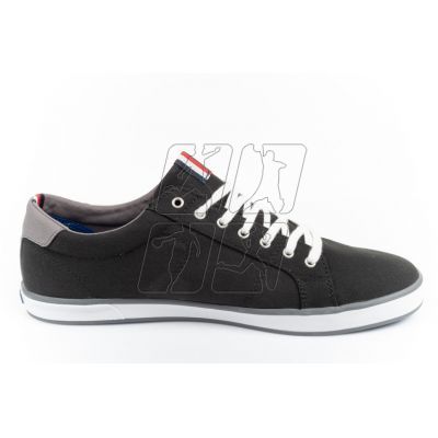 5. Tommy Hilfiger M FM0FM00596990 sneakers