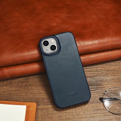 25. iCarer CE Oil Wax Premium Leather Folio Case iPhone 14 Plus magnetic flip case MagSafe blue (AKI14220707-BU)