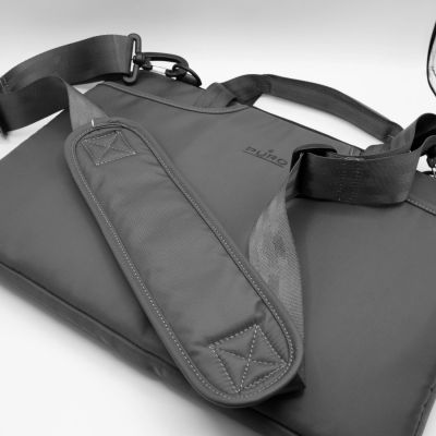 3. Puro Scudo SleevePro in Nylon for MacBook and Notebook up to 14" Black