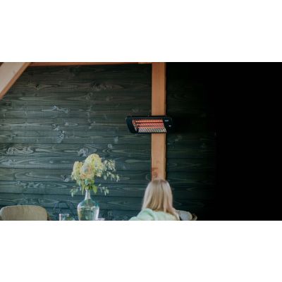 2. Sunred LUG-2000W Outdoor Heater Black Quartz Electric Heater