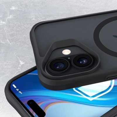 8. 3mk Satin Armor MagCase for iPhone 17 - Black