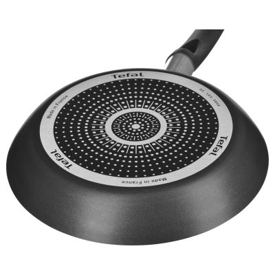 4. TEFAL Simplicity frying pan 24cm B5820402