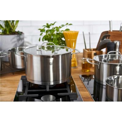 10. ZWILLING True Flow 66920-004-0 Cookware Set (4-piece)