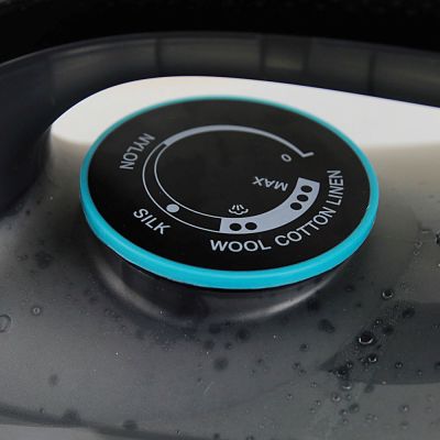 3. ESPERANZA CORDLESS STEAM IRON VELVET CERAMIC EHI010
