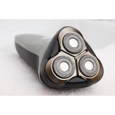 4. ELDOM CORDLESS/CORDED SHAVER, IAN, INDICATORS