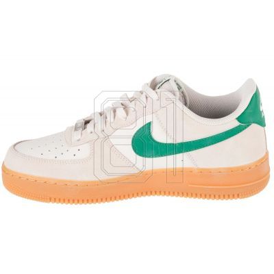 2. Nike Air Force 1 07 LV8 M FQ8714-001 shoes