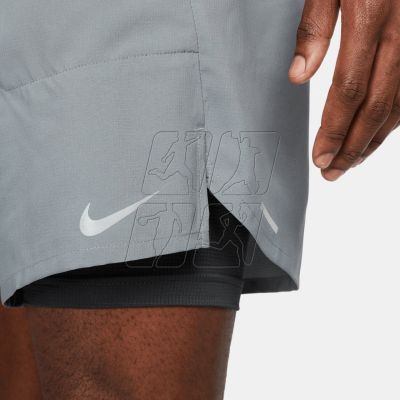 4. Shorts Nike Dri-FIT Stride M DM4759-084
