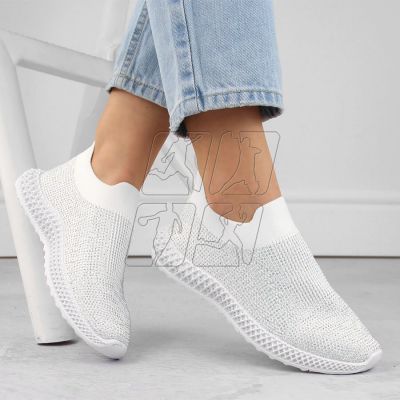 Slip-on sports shoes with rhinestones D&amp;A W OLI257B white