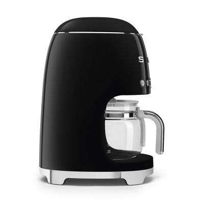 14. SMEG DCF02BLEU drip coffee maker