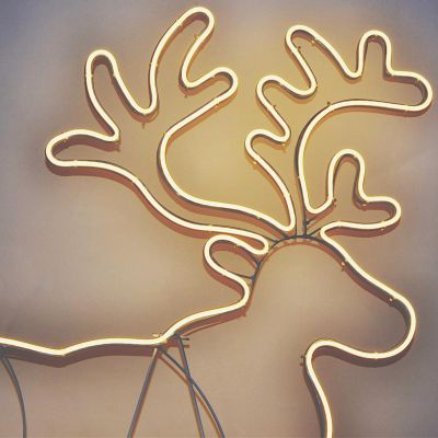7. NEON DECORATIVE LAMP 735 LEDS REINDEER