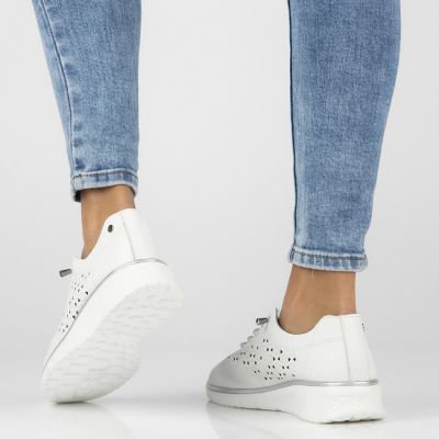 8. Women's leather openwork shoes, white Filippo DP6714