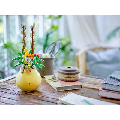 4. LEGO 40588 - Flowerpot