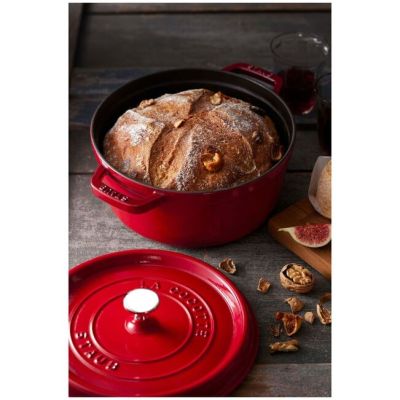 7. Staub Round Cast Iron Pot - 3.8 ltr, Red