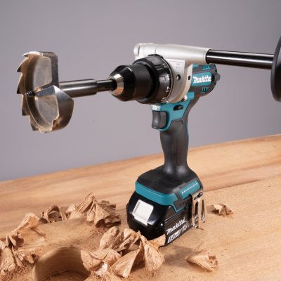 21. Cordless drill driver 18V 0*AH LXT 2-speed