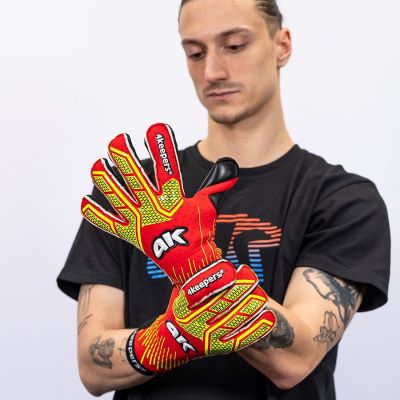 4. 4keepers Neo Elegant Neo Lava RF2G S982862 goalkeeper gloves