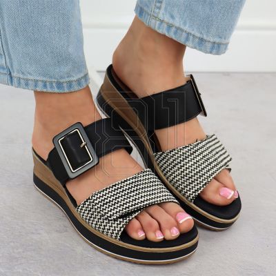 6. Remonte W D6463-03 RKR786 wedge sandals