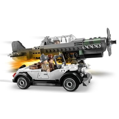 4. LEGO INDIANA JONES 77012 PLANE CHASE