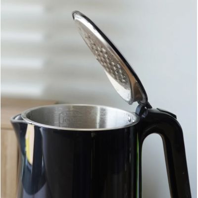 2. Prime3 SEK61 Electric Kettle 1.7L 220W