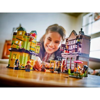 17. LEGO Harry Potter 76452 Branded Quidditch Equipment and Ice Cream Shop