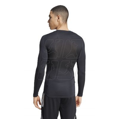 4. Thermal shirt adidas Techfit M JP2944