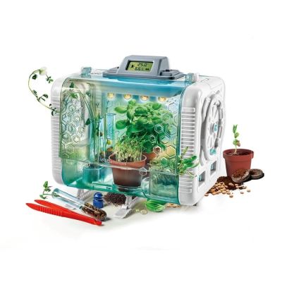 2. Clementoni Set - Hi-Tech Greenhouse