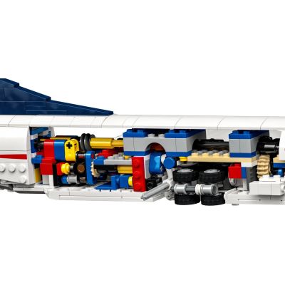 18. LEGO Icons 10318 Concorde