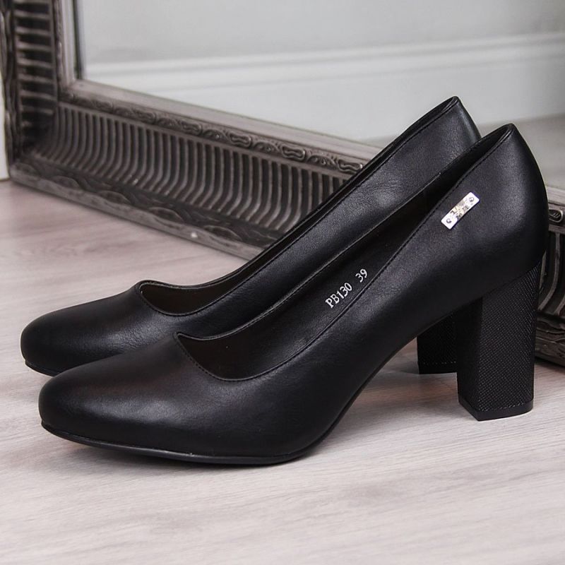 6. Sergio Leone W SK193A black block heel pumps 