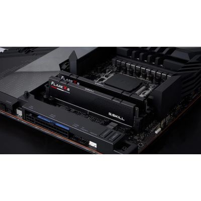 2. DDR5 128GB PC 6000 CL32 G. Skill KIT (2x64GB) 64-GX2-FX5 RAM