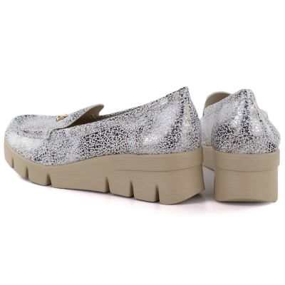 3. Women's gold platform shoes M.Daszyński MR23109D