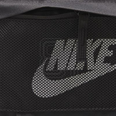 7. Nike Elemental Backpack DD0562 010