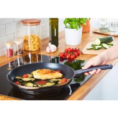 6. Set of 2 TEFAL Daily Cook G7132S55 frying pans 24/28 cm